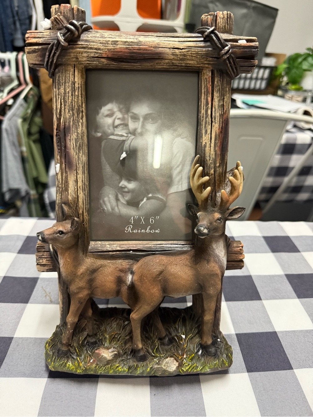 Rustic Brown Deer Frame 4x6 Photo Holder